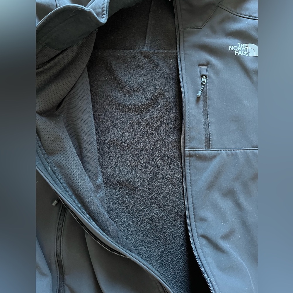 Black Windfall North Face Jacket - image 5